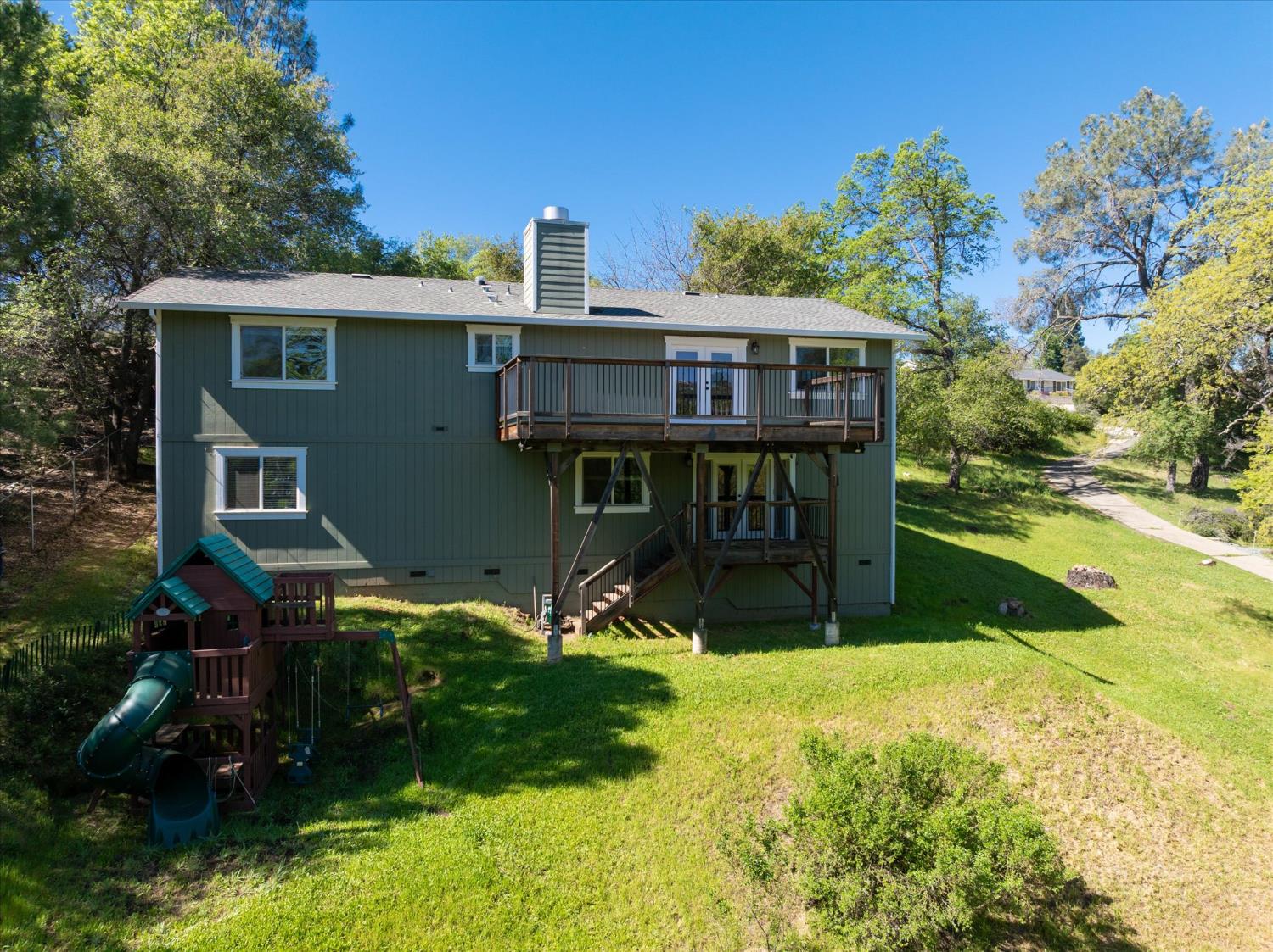 2502 Knollwood Drive