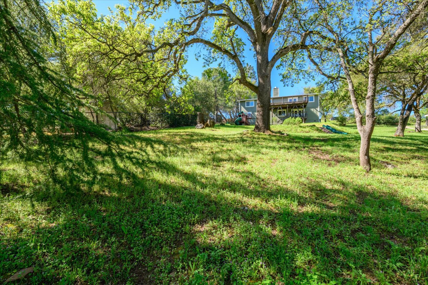 2502 Knollwood Drive