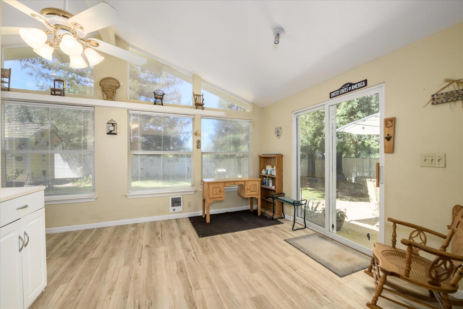 2806 Woodleigh Lane