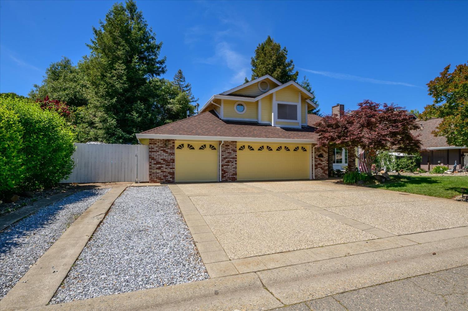 2806 Woodleigh Lane