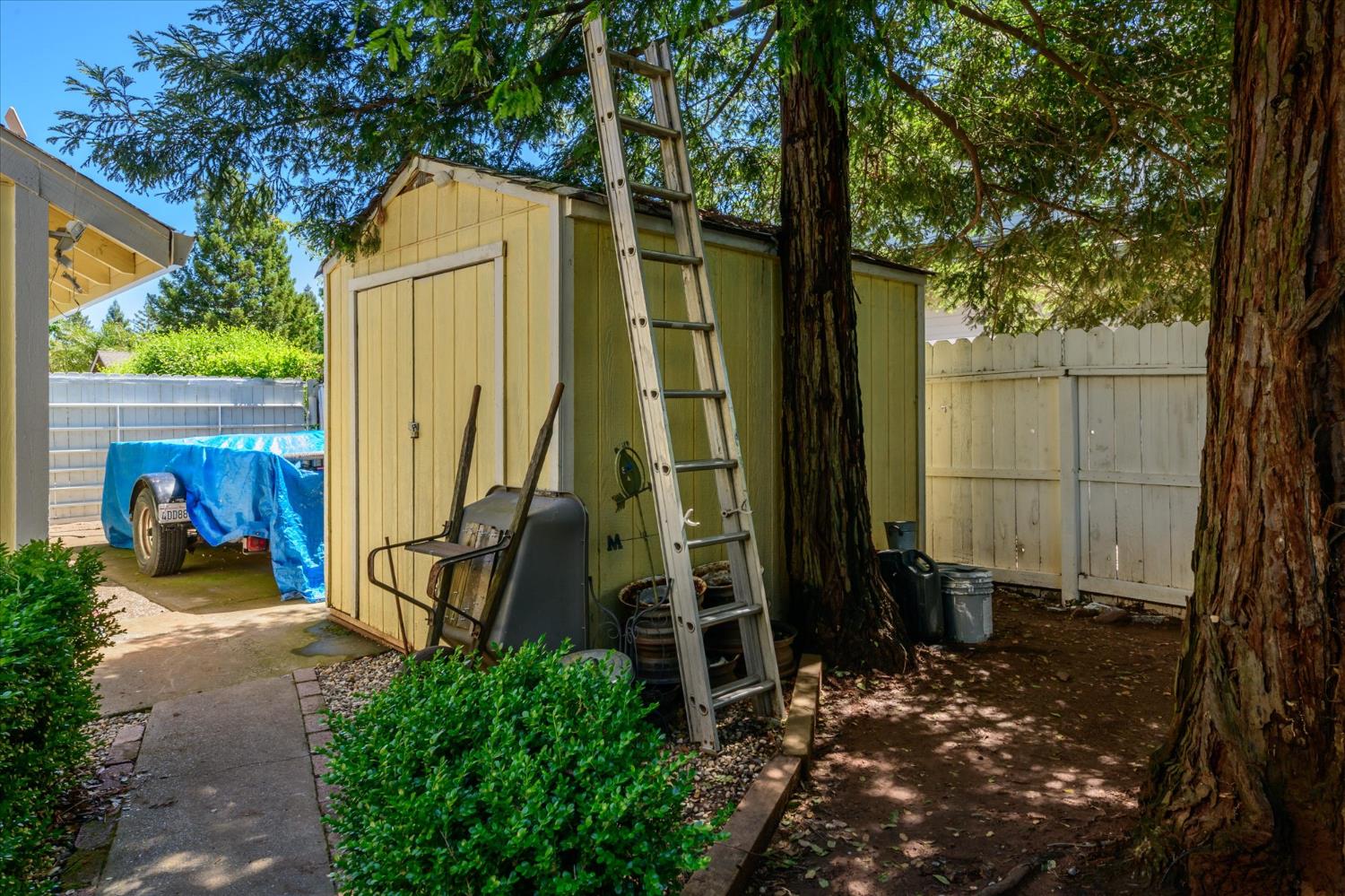 2806 Woodleigh Lane