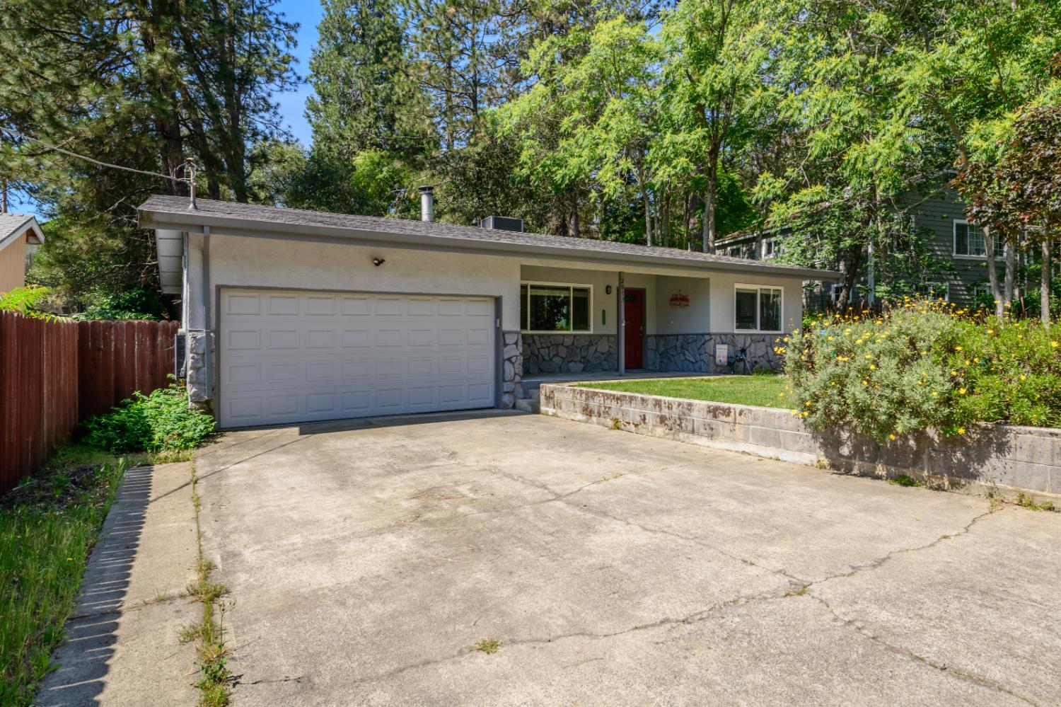2873 Anderson Way