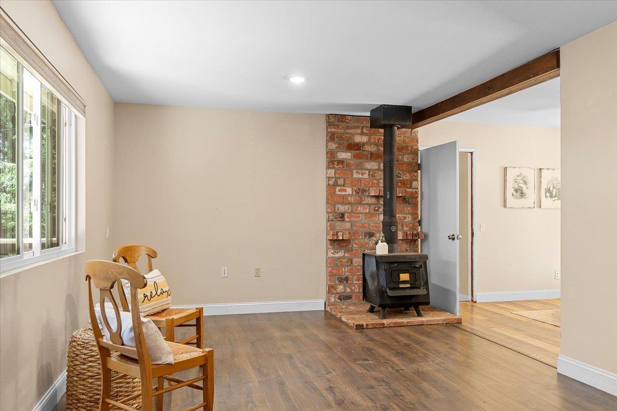 2210 Pinewood Lane