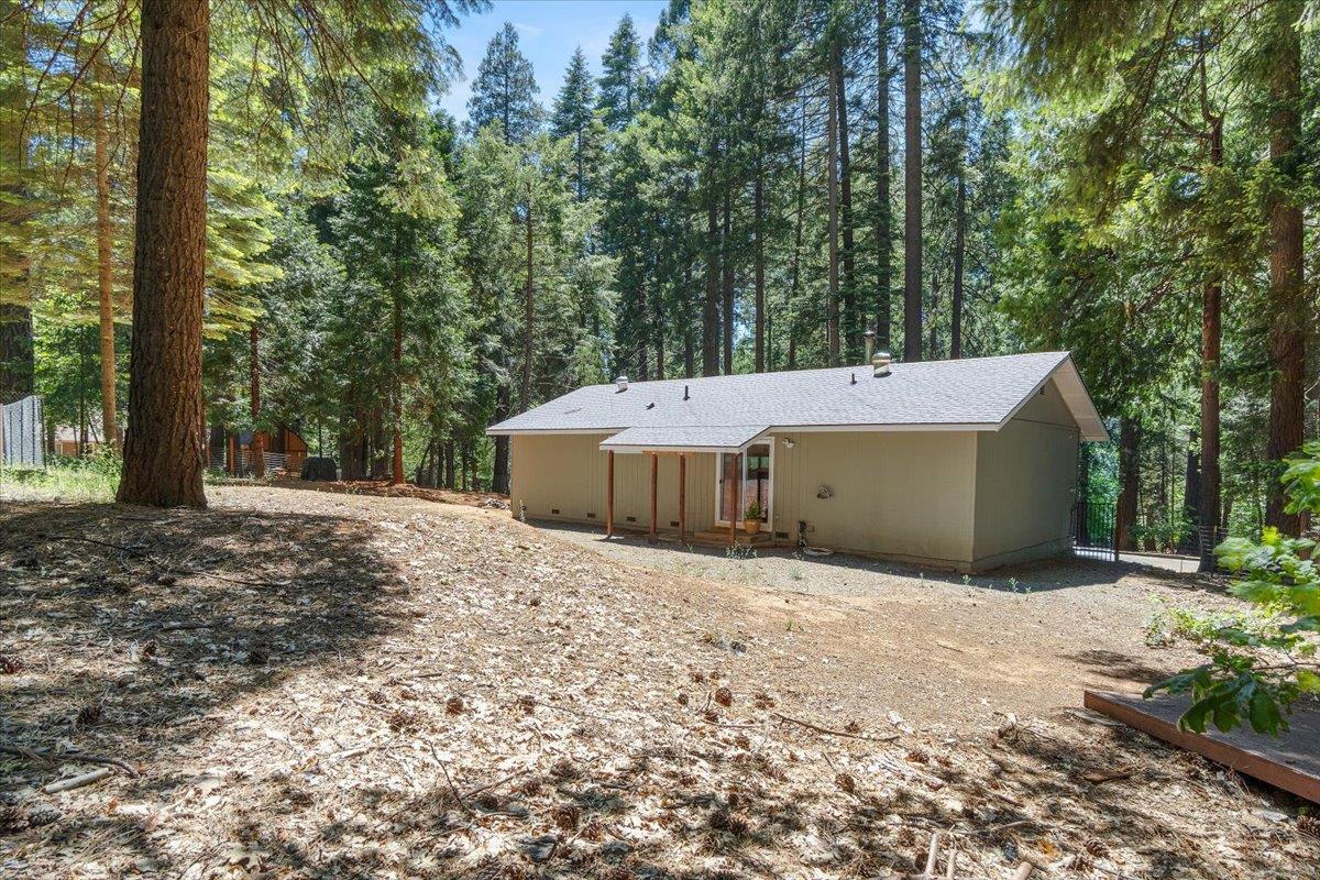 2210 Pinewood Lane