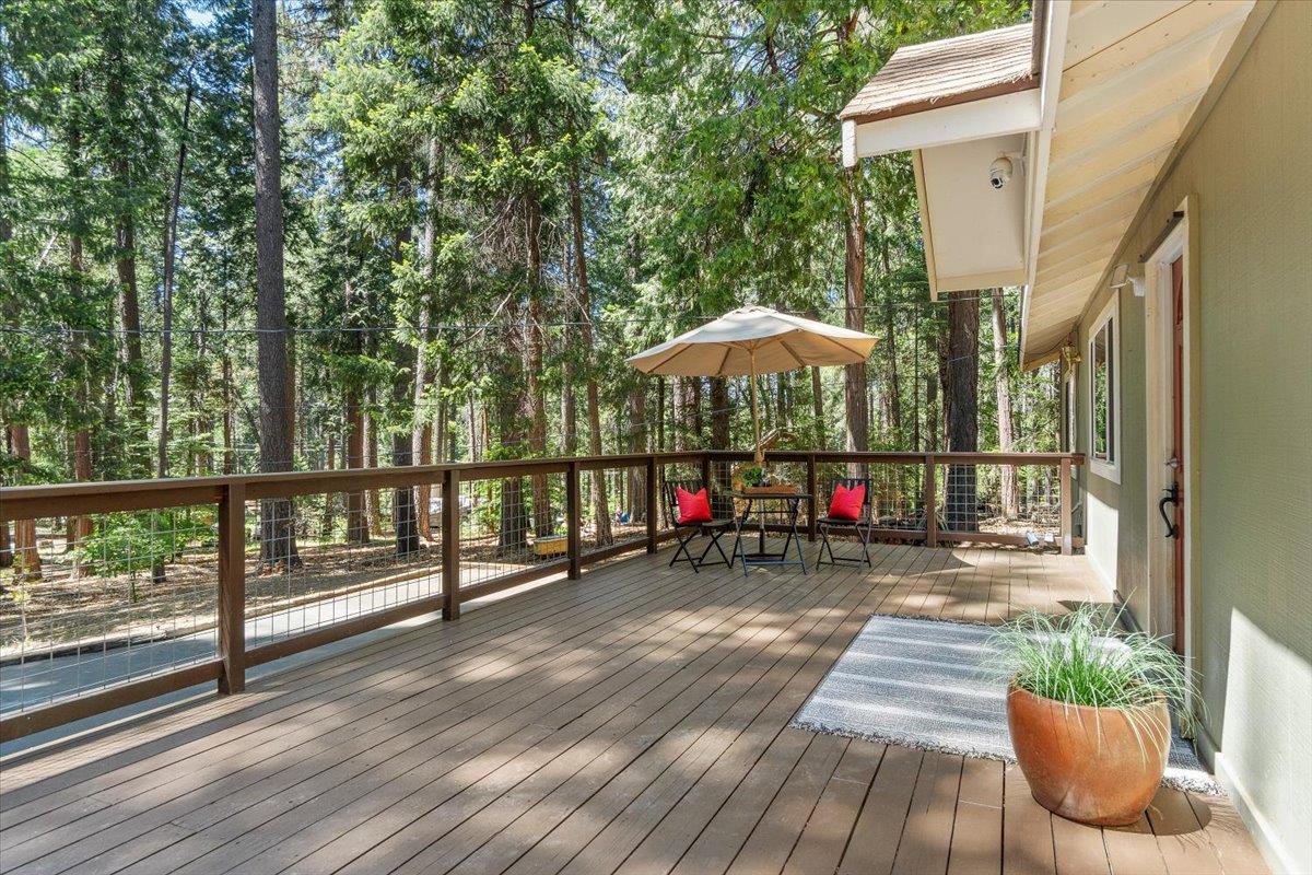 2210 Pinewood Lane