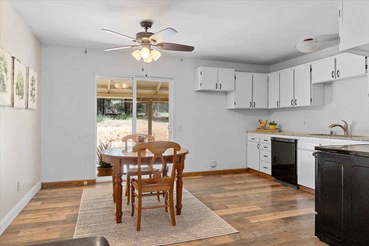 2210 Pinewood Lane