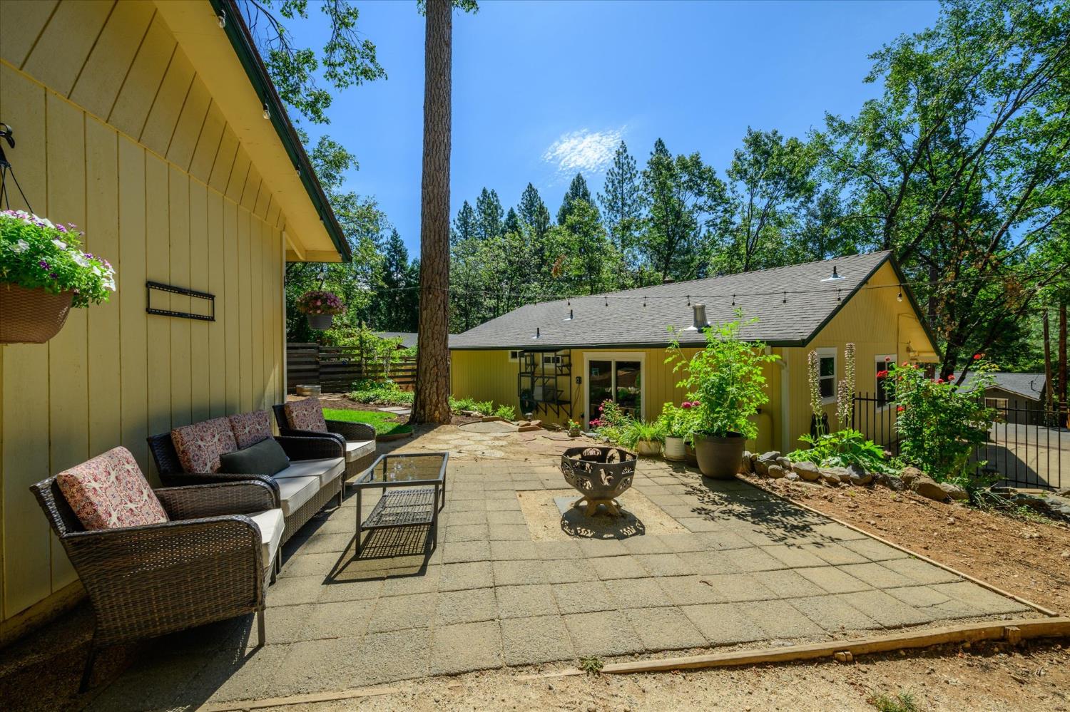 5507 Daisy Drive