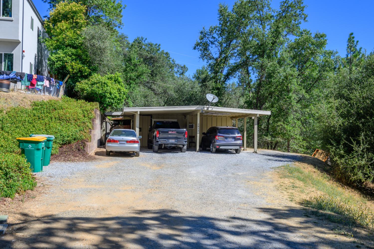 2823 Manor Drive