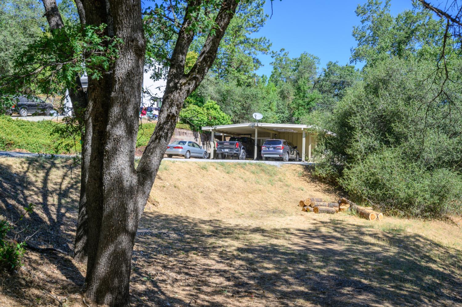 2823 Manor Drive