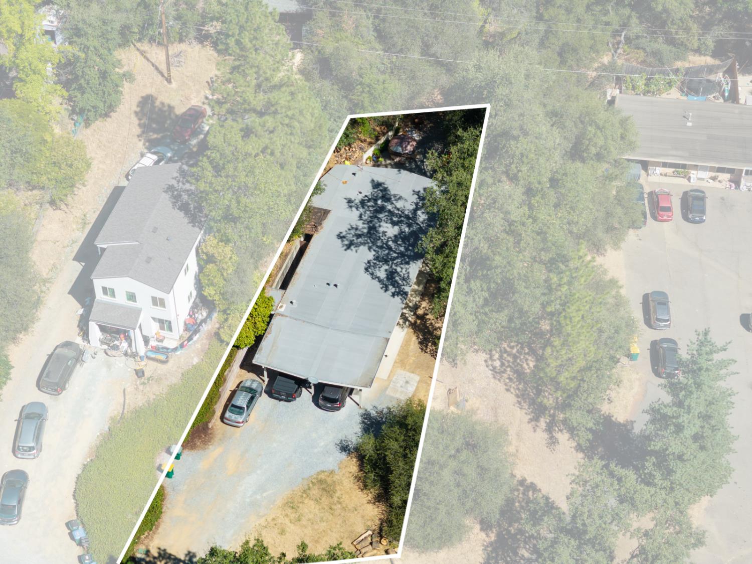 2823 Manor Drive