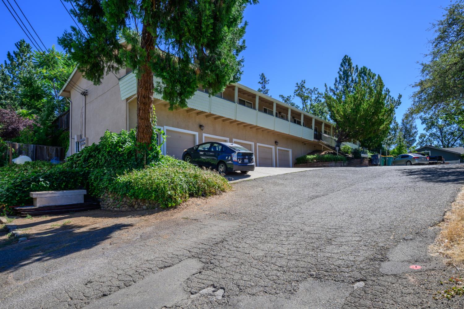 627 Weaver Way