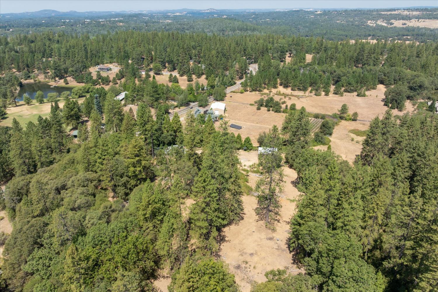 1589 Pleasant Valley Road
