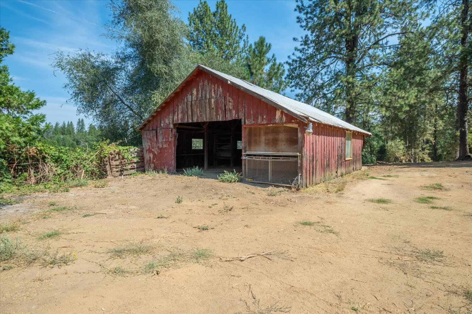 1589 Pleasant Valley Road