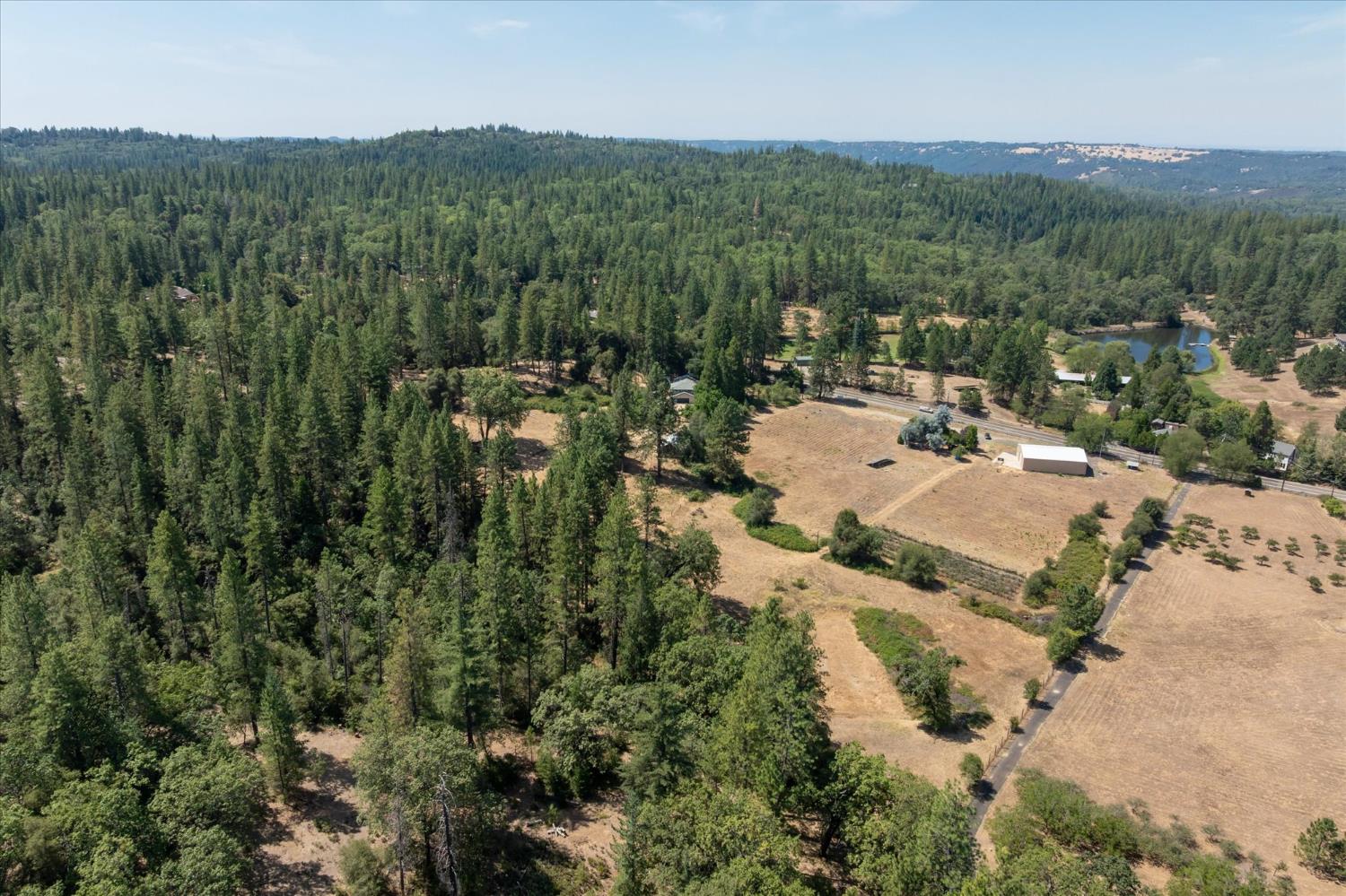1589 Pleasant Valley Road