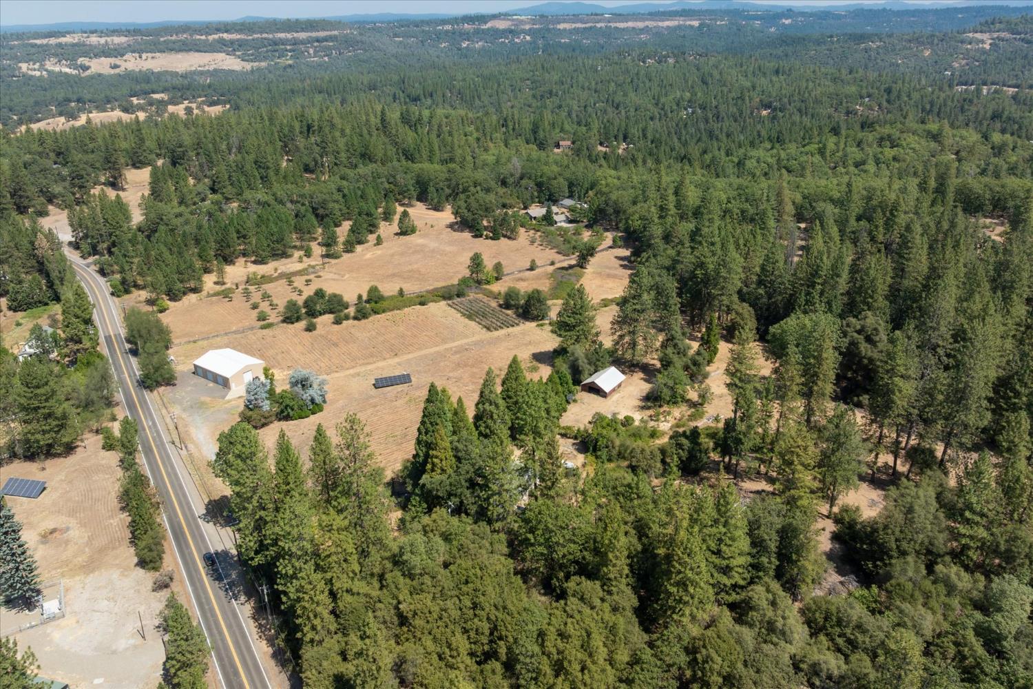 1589 Pleasant Valley Road