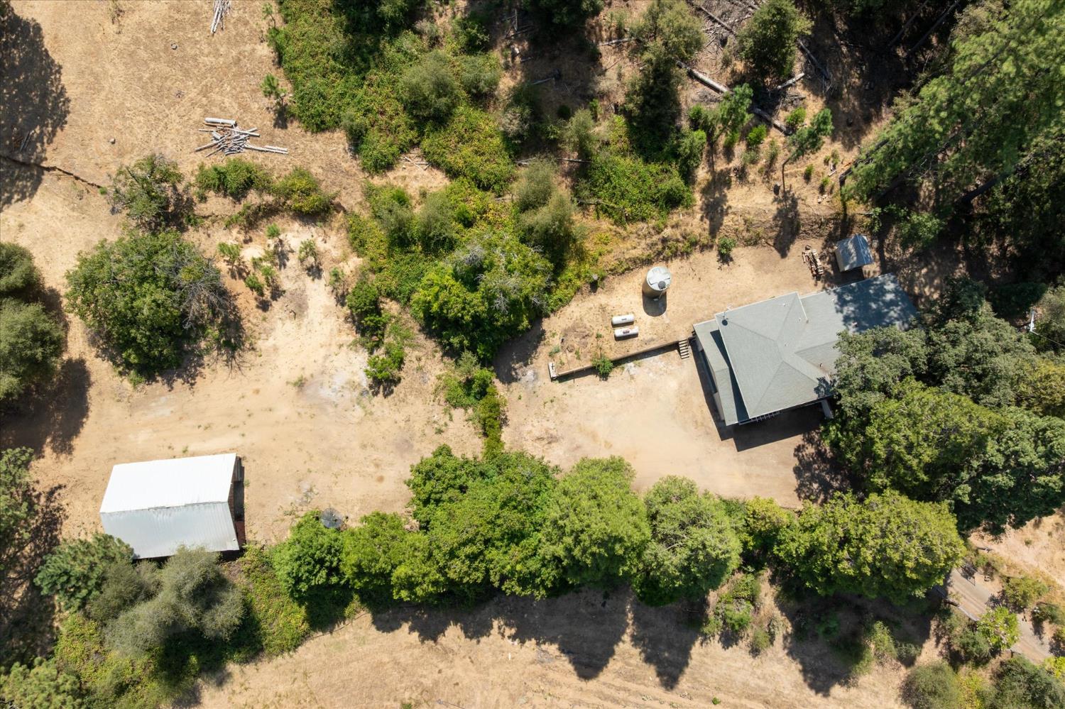 1589 Pleasant Valley Road