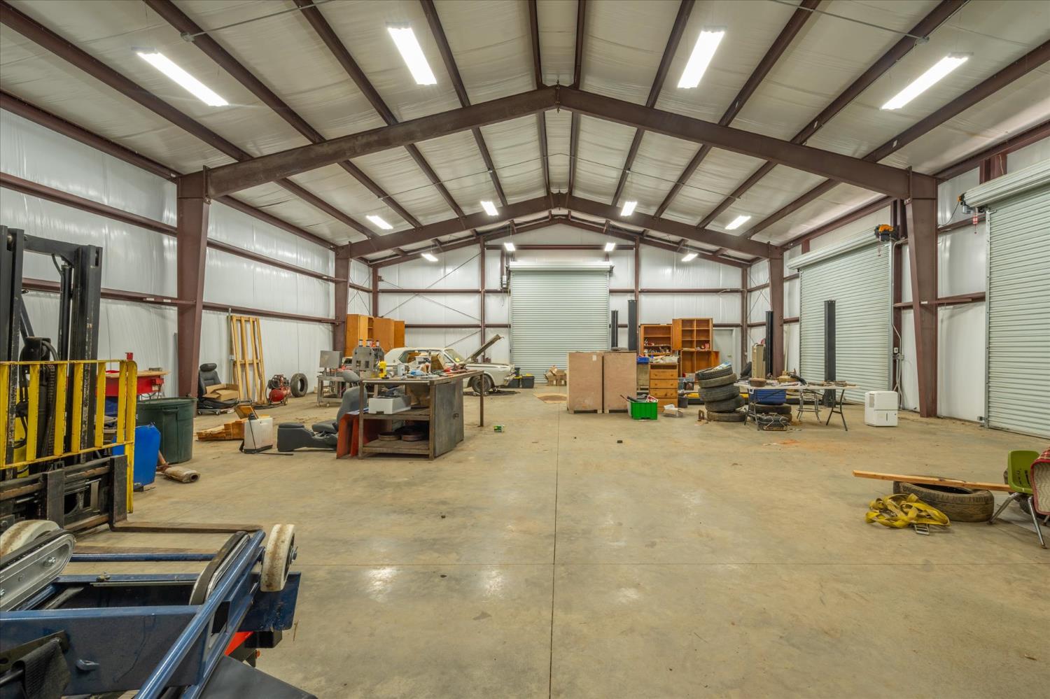 1589 Pleasant Valley Road