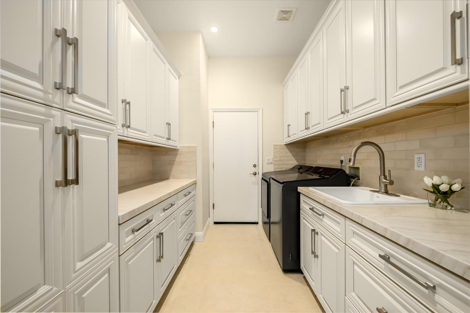 2108 Summer Drive