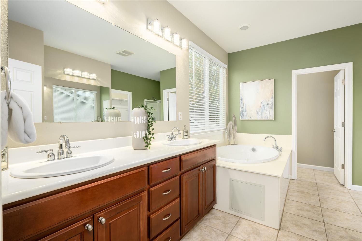 11756 Mani Circle