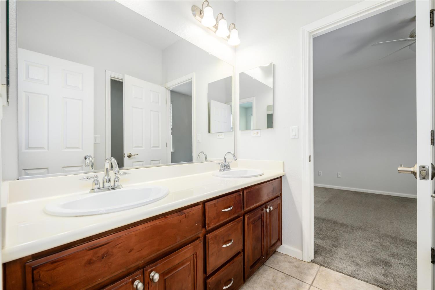 11756 Mani Circle