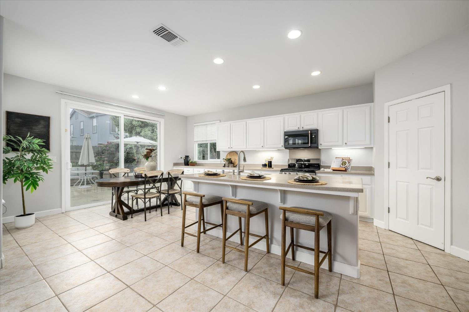 11756 Mani Circle