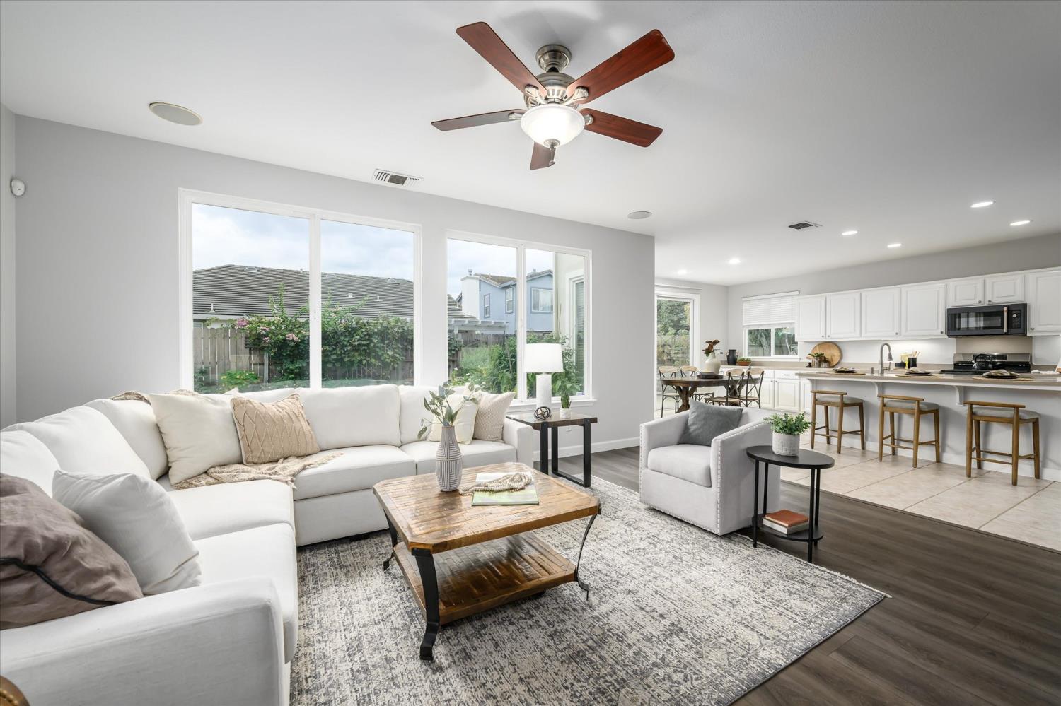 11756 Mani Circle
