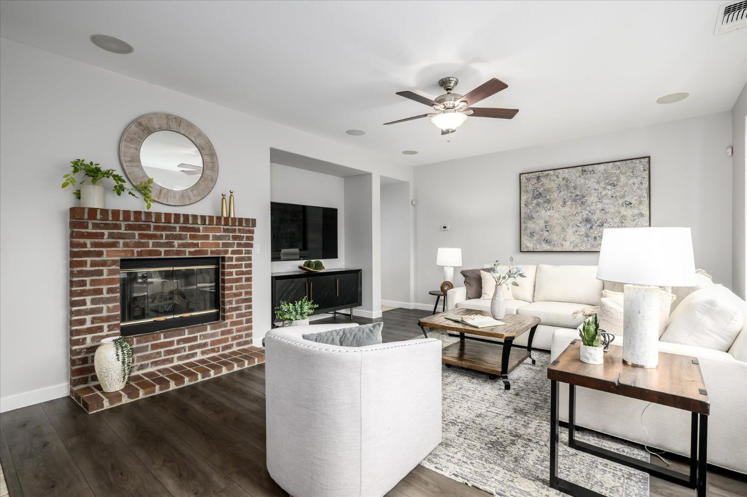 11756 Mani Circle