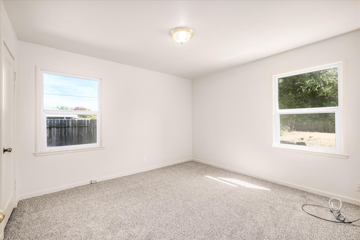 5601 Bonniemae Way