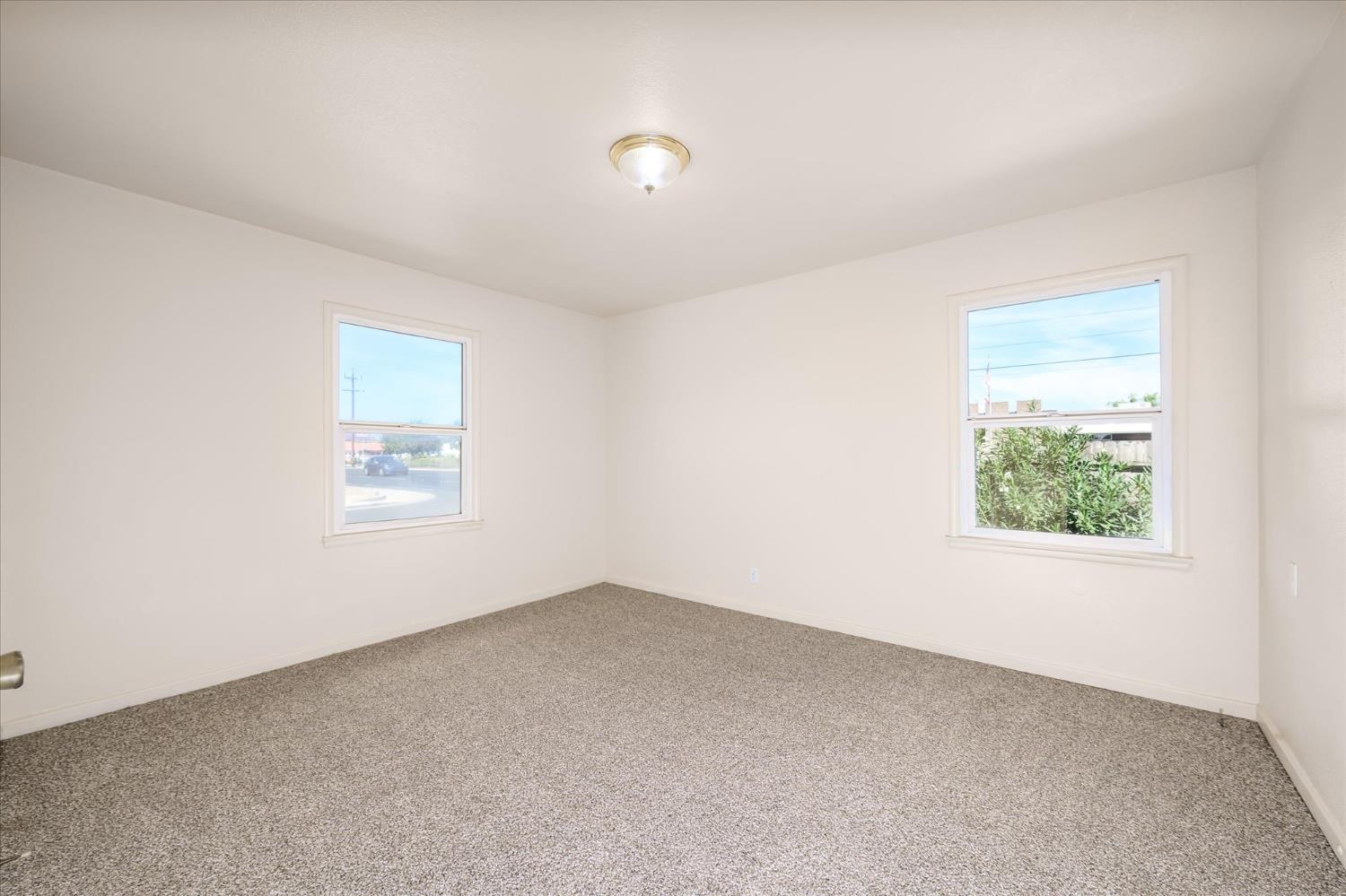 5601 Bonniemae Way