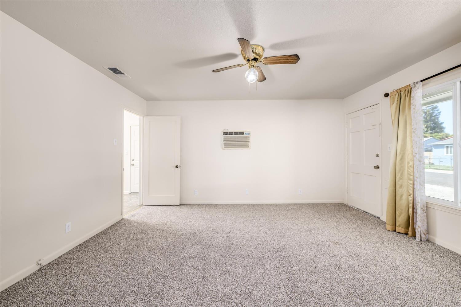 5601 Bonniemae Way
