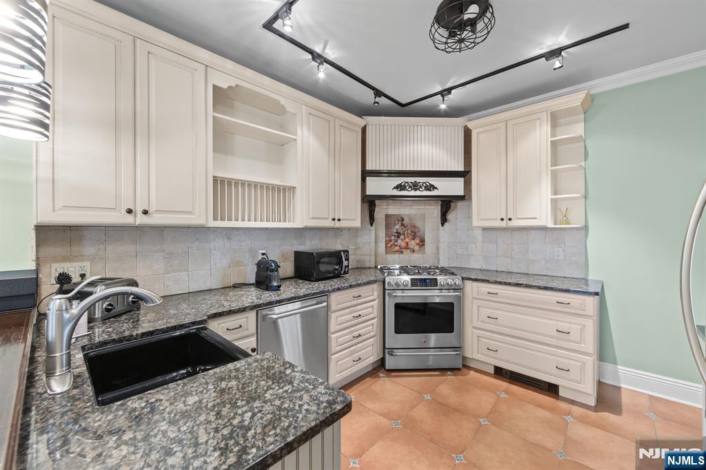 308 Demarest Avenue
