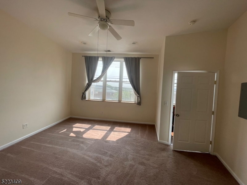 326 Hackensack St Unit: 1