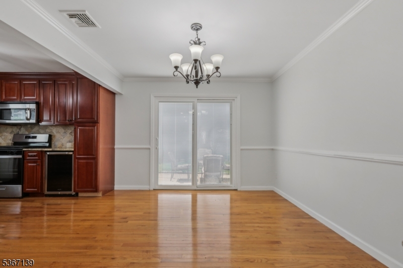 237 Wmadison Ave