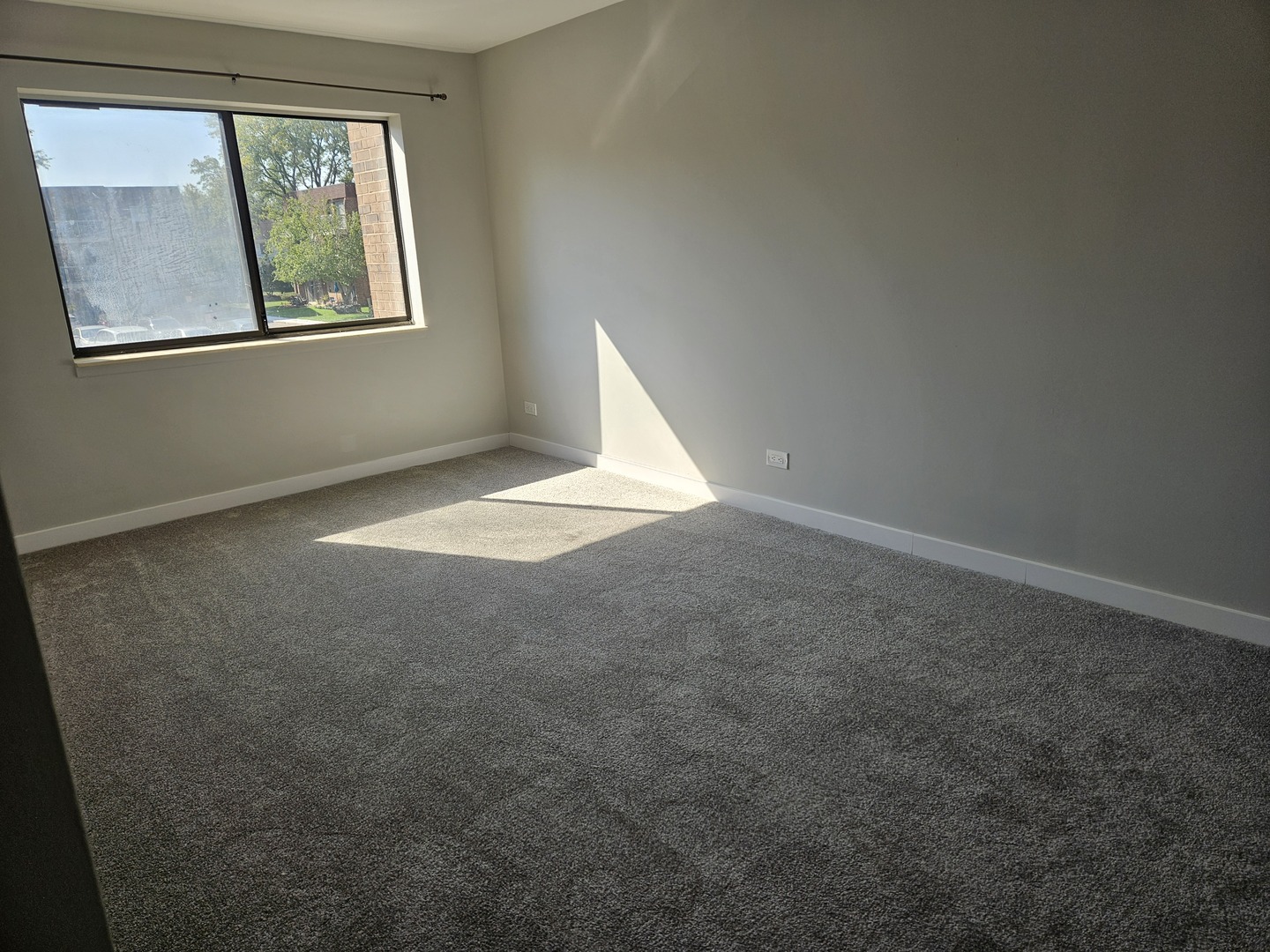 701 W Central Road Unit: B3