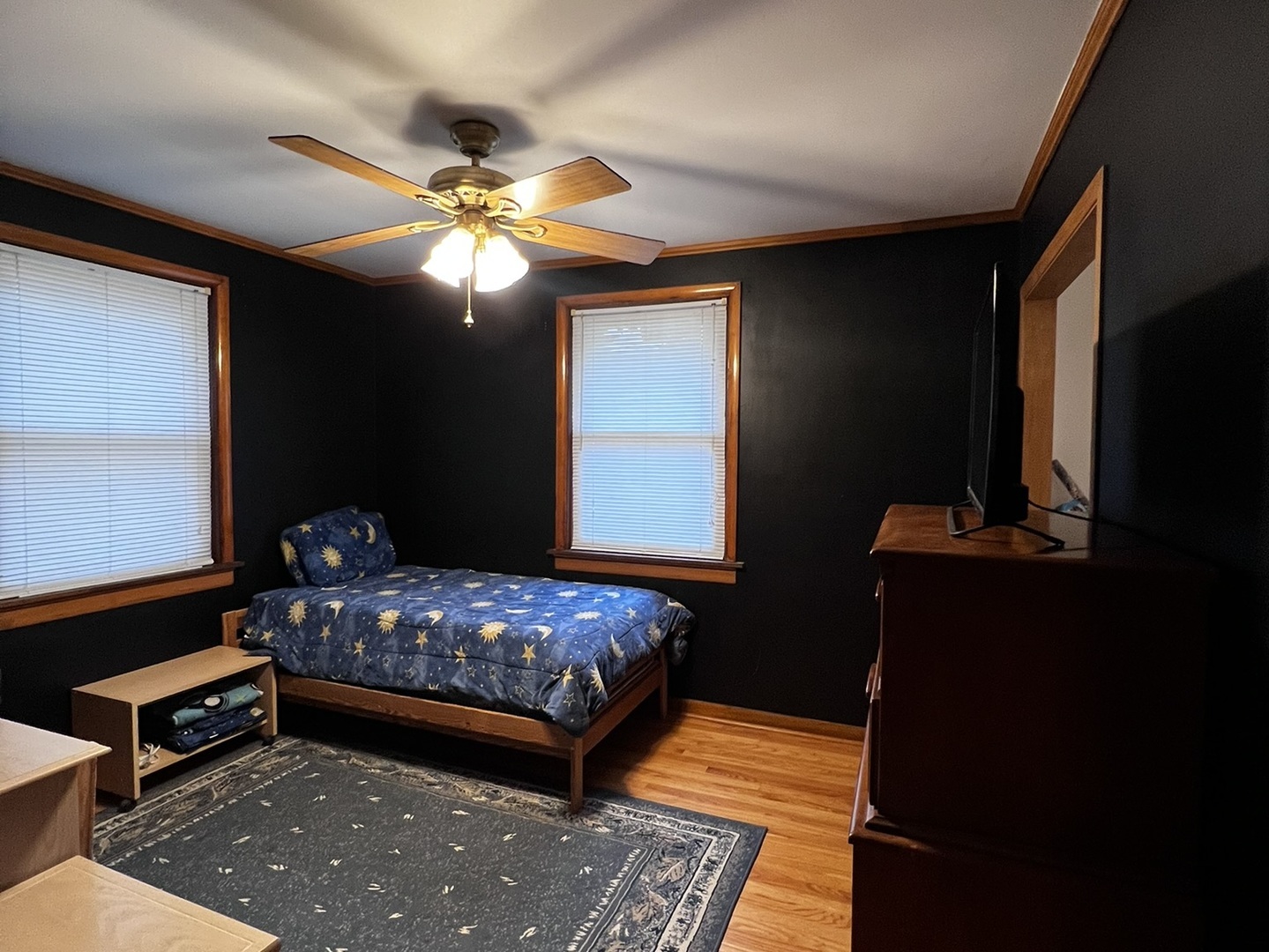 406 N Prospect Manor Avenue
