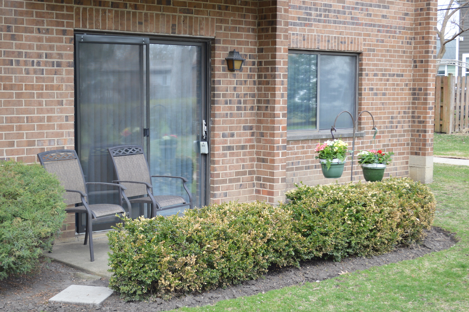 611 W Central Road Unit: A4