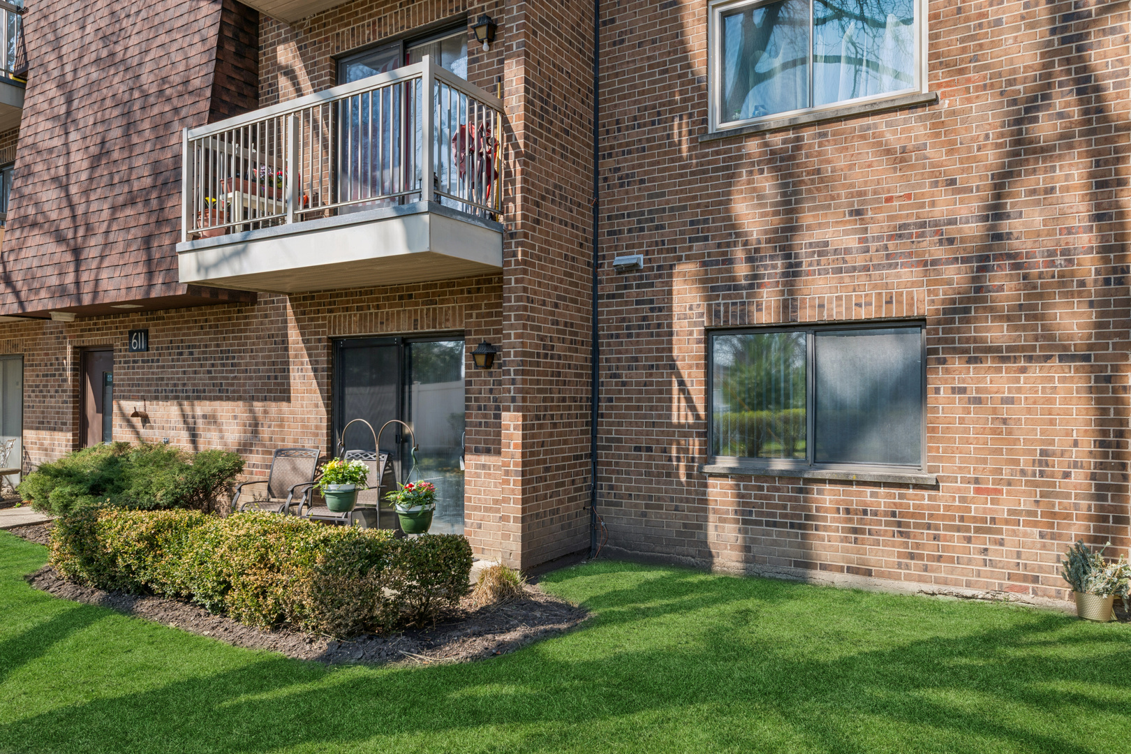 611 W Central Road Unit: A4
