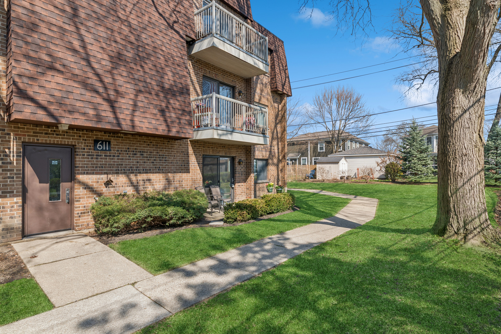 611 W Central Road Unit: A4