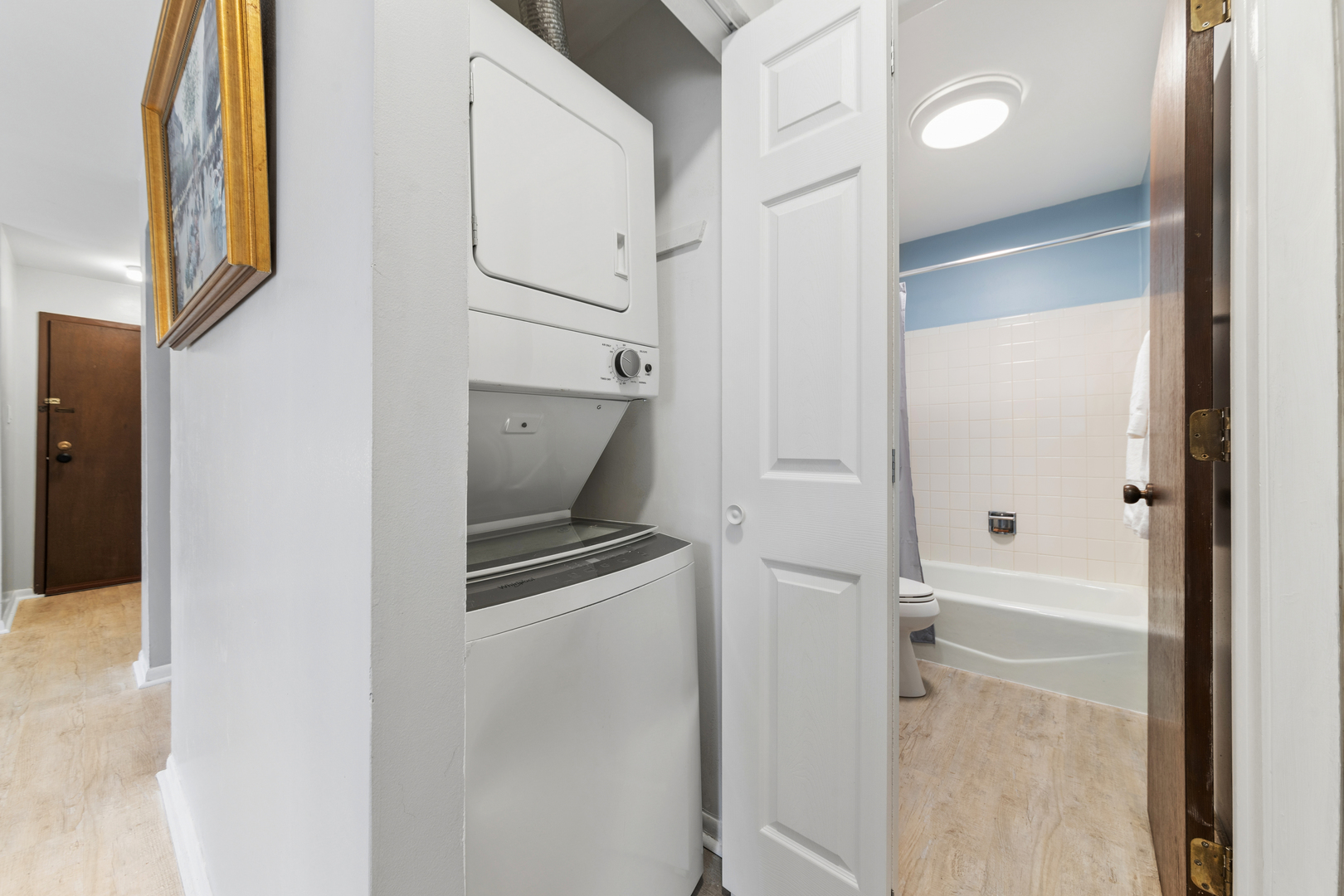 611 W Central Road Unit: A4