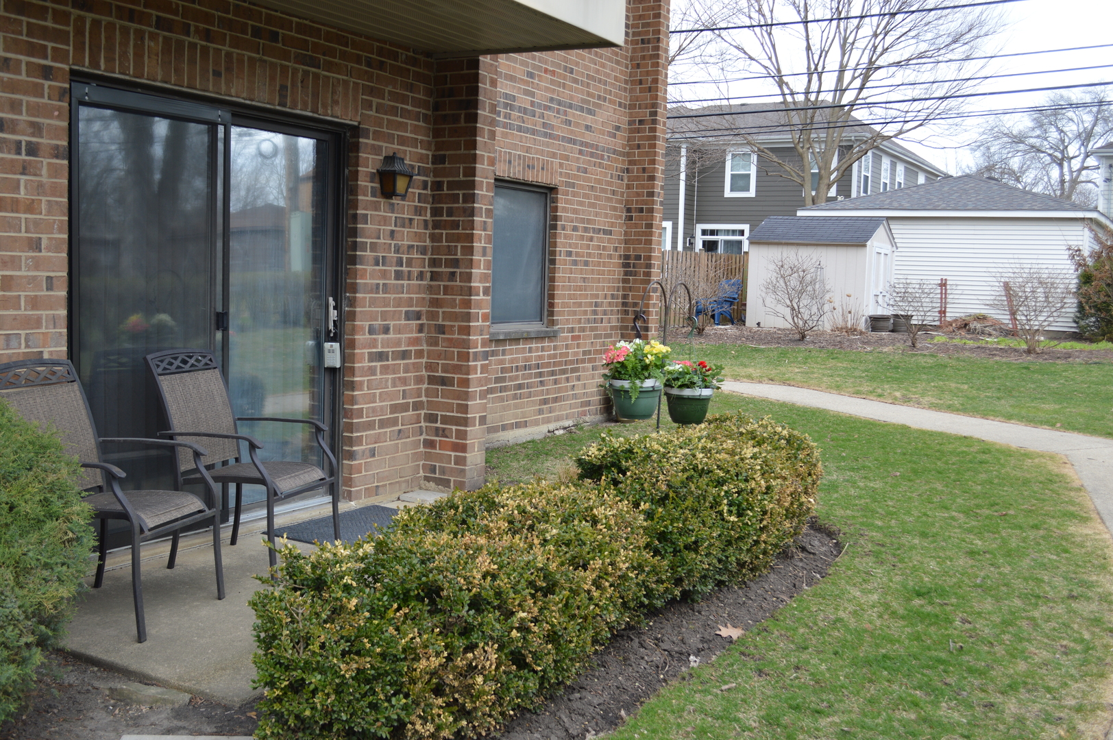 611 W Central Road Unit: A4