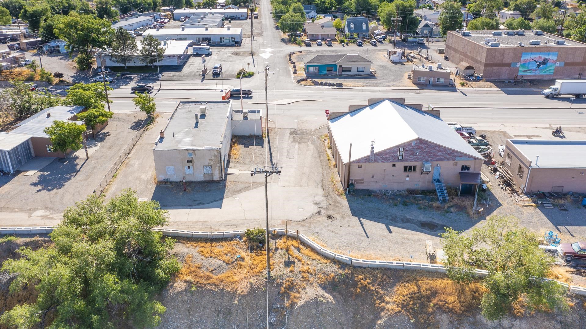1605 S Highway 50