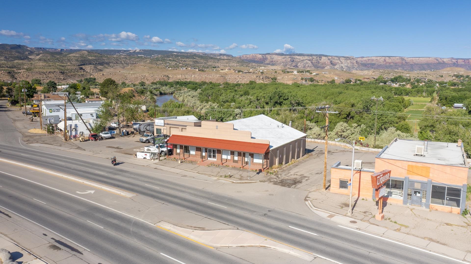 1605 S Highway 50