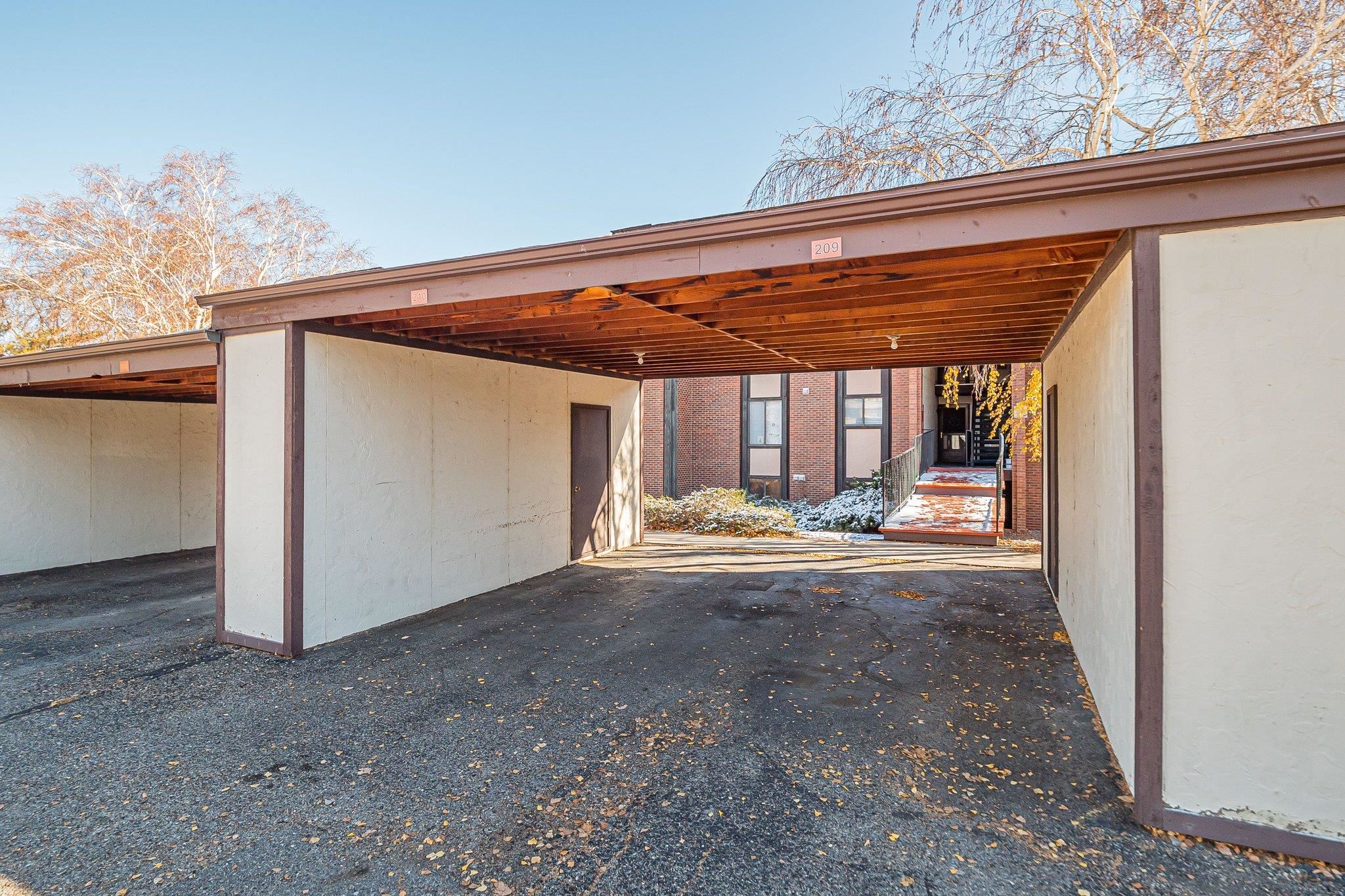 373 Ridges Boulevard Unit: 210