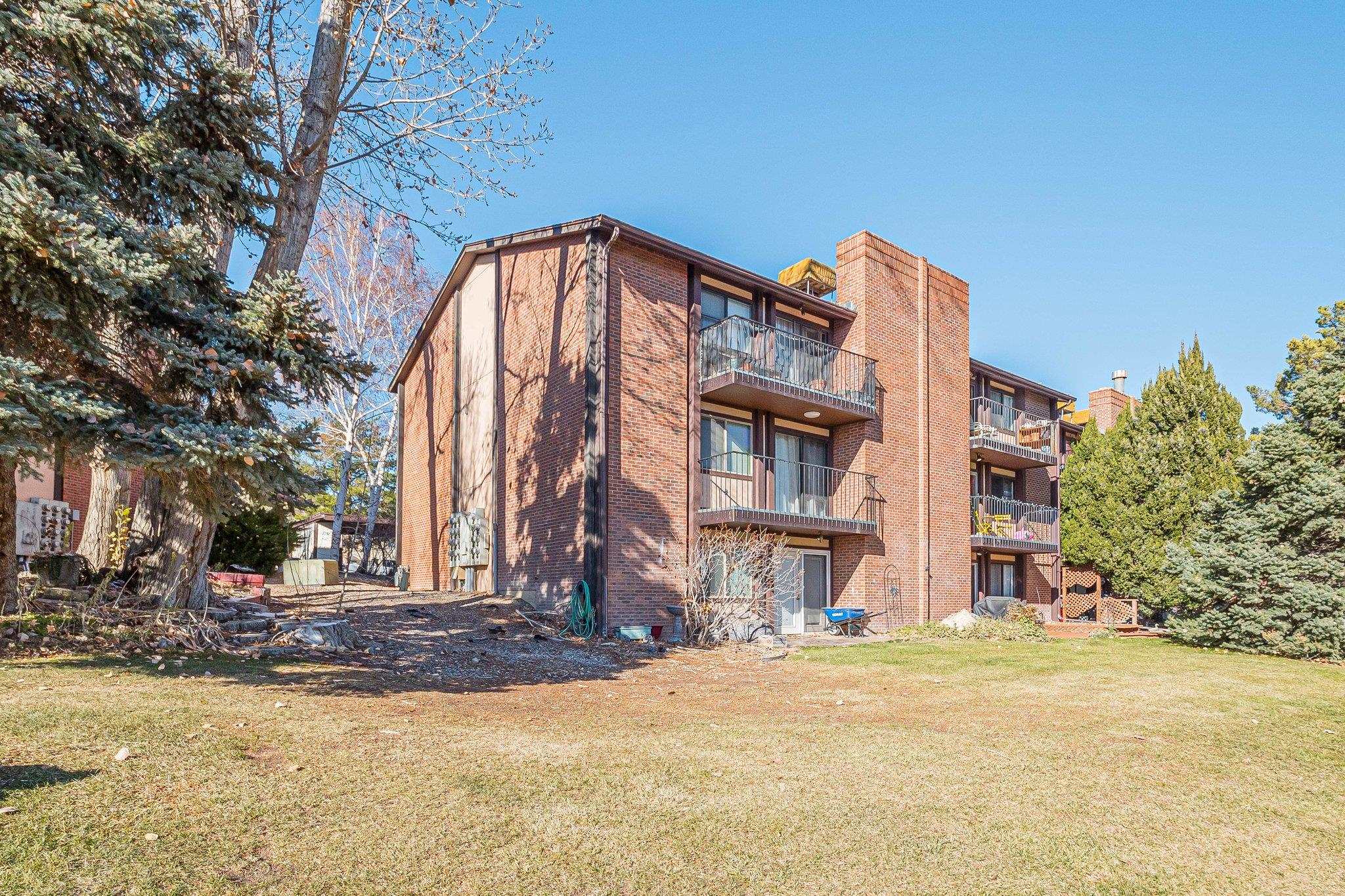 373 Ridges Boulevard Unit: 210