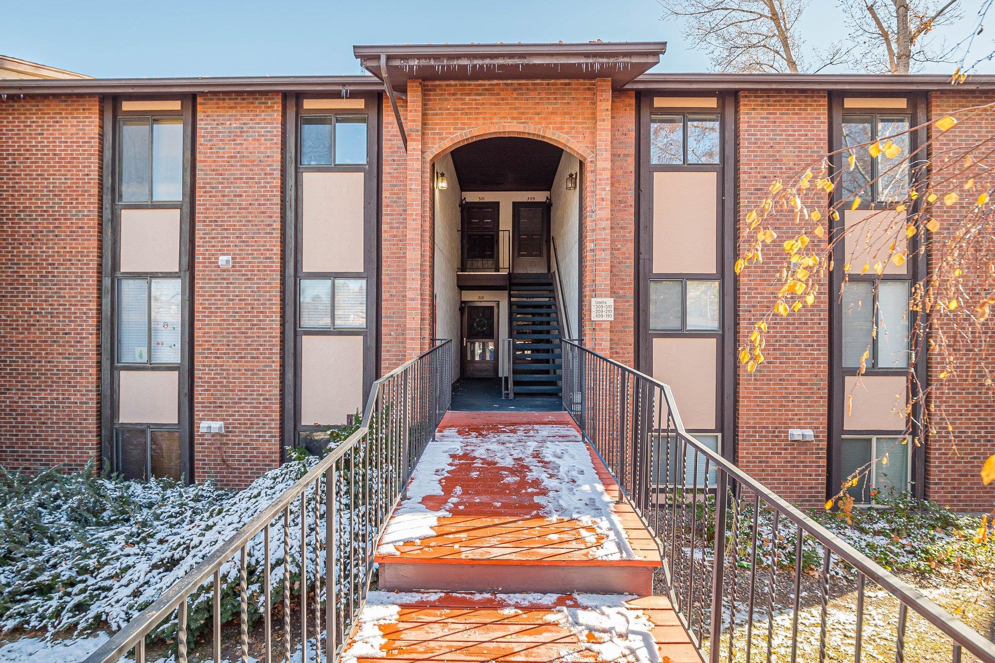 373 Ridges Boulevard Unit: 210
