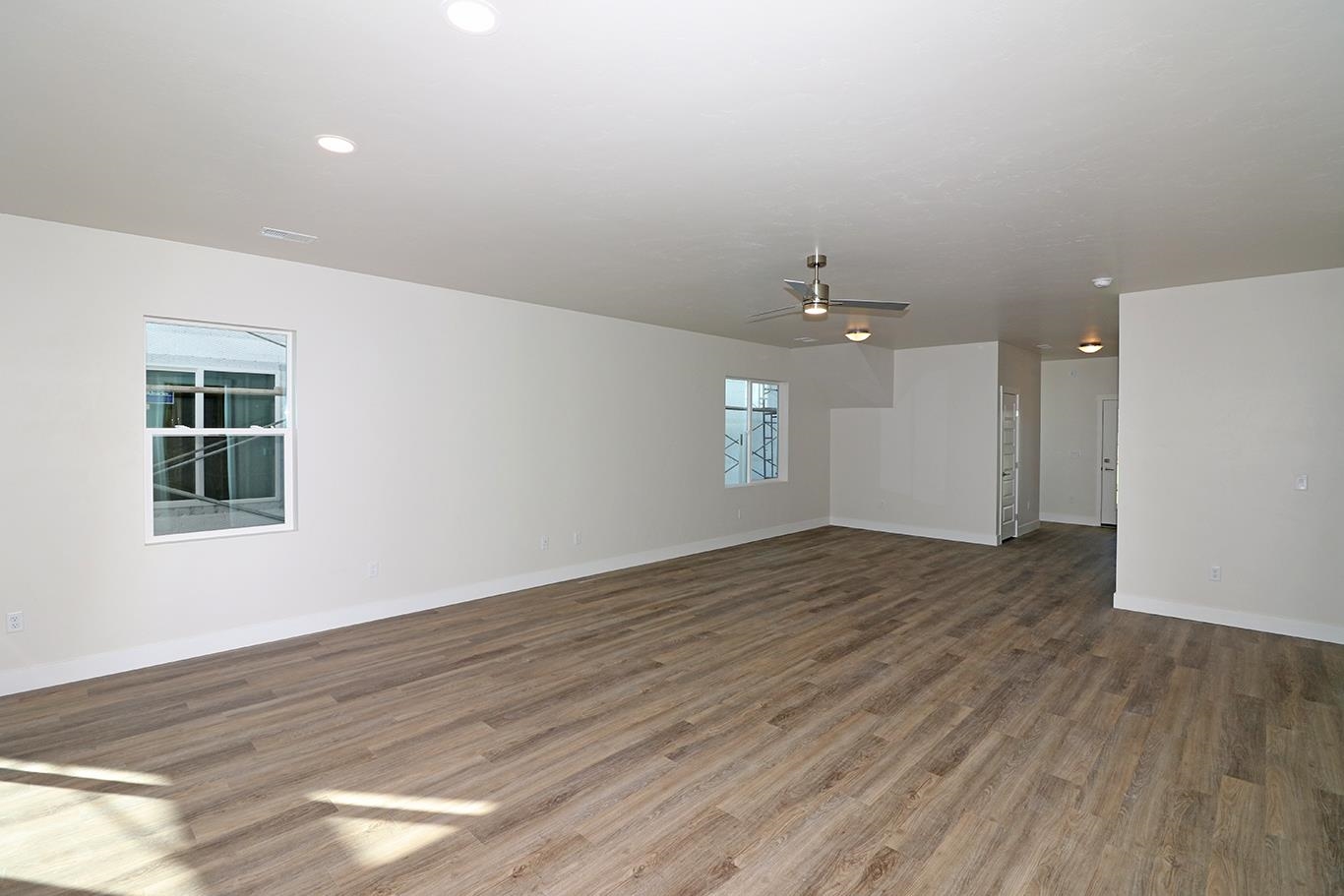2459 Ross Road