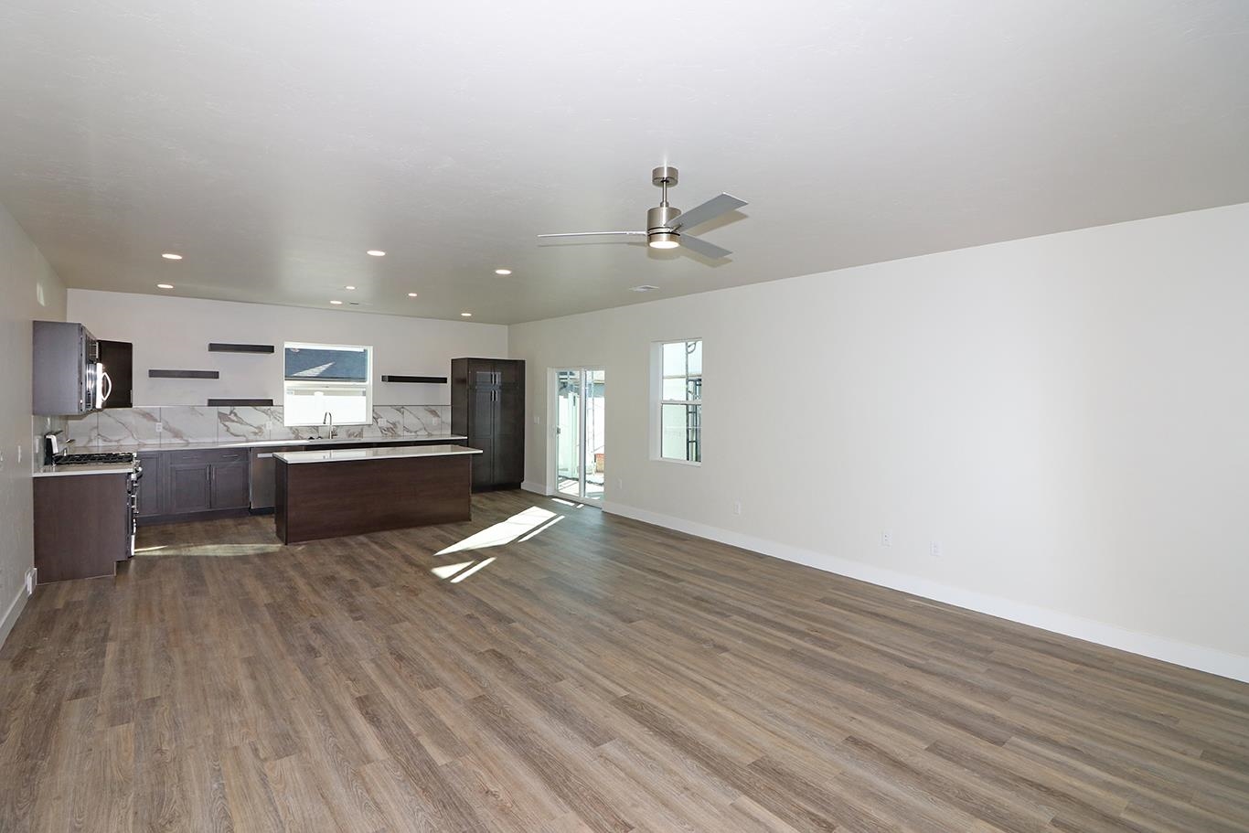 2459 Ross Road