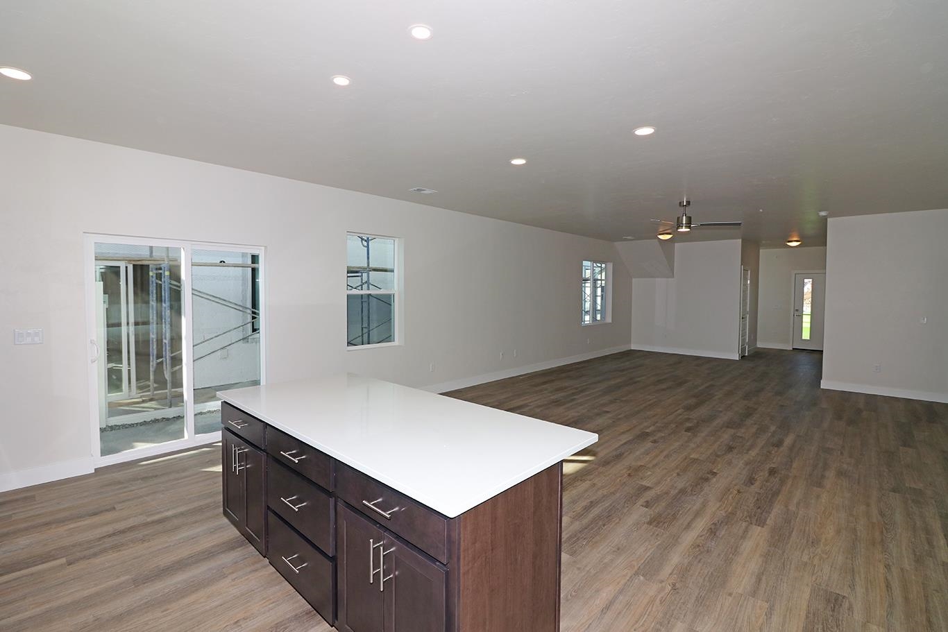 2459 Ross Road