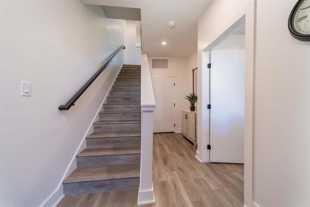 600 Lawrence Avenue Unit: 1
