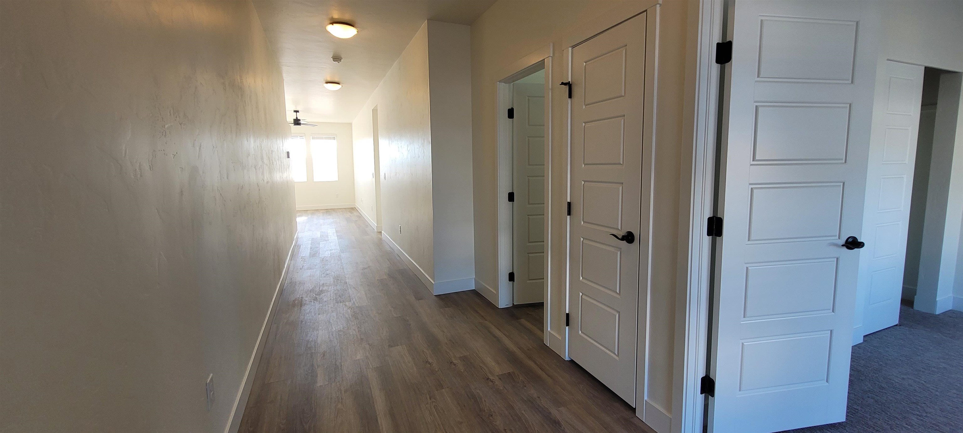1098 Tungsten Way